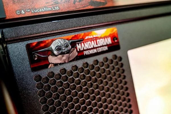 Stern The Mandalorian Premium – Image 30