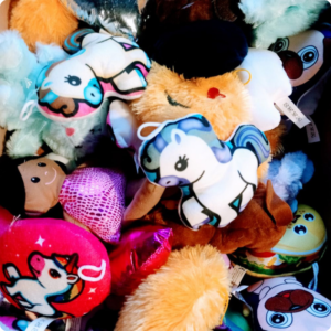 lot sac de peluches mix luxe pour grue foraine. Sud Automatic