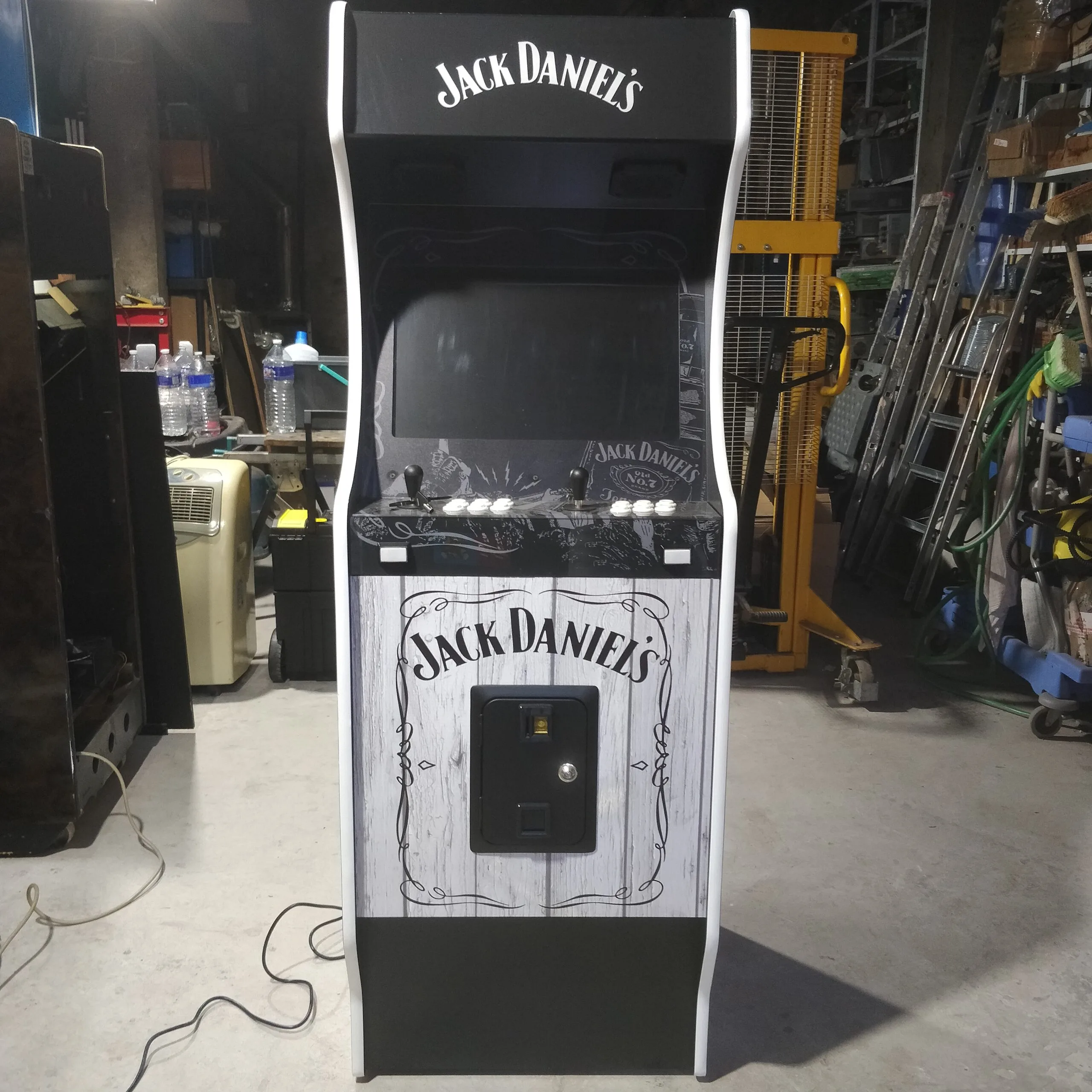 Borne Arcade Jack Daniel's Blanche Deluxe version 2022 occasion – Image 2